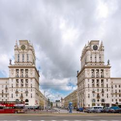 Фото Апартаменты на улице Скрыганова 16