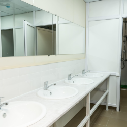 Фото Отель Первомайский