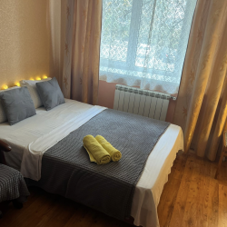 Фото Апартаменты на Островского 1