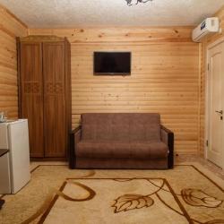 Номер стандарт семейный с 2 односпальными кроватями