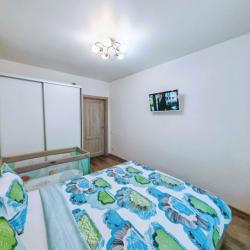 Фото Апартаменты на улице Николая Зелинского 1