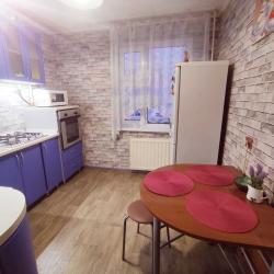 Фото Апартаменты в микрорайоне Советский 8к2