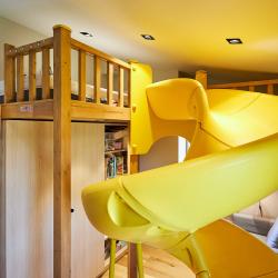 Фото Отель Уютный коттедж в горной местности