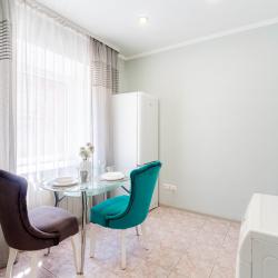 Фото Апартаменты на бульваре Зеленый 11