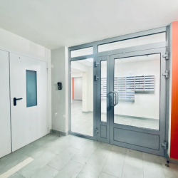 Фото Отель Гостим Посуточно на Червишевском тракте