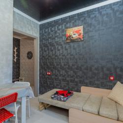 Фото Апартаменты на улице Рогожникова 13