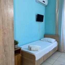 Комната стандарт с 2 односпальными и 2 двуспальными кроватями