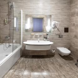 Номер улучшенный с 1 двуспальной кроватью