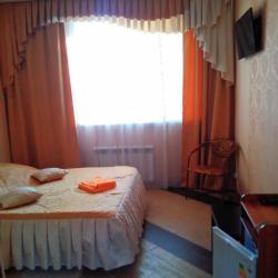 Номер стандарт семейный с 1 двуспальной кроватью