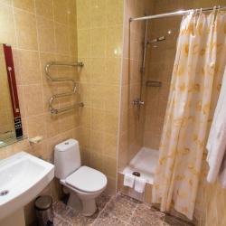 Номер стандарт с 1 двуспальной кроватью