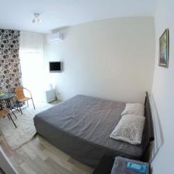 Номер стандарт с 1 двуспальной кроватью №8