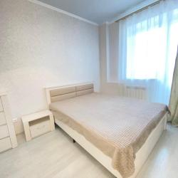 Фото Апартаменты улице на Адоратского 1 А