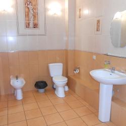 2-местный 2-комнатный номер комфорт с 1 двуспальной кроватью