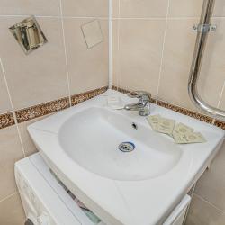 Фото Апартаменты на улице Братьев Кашириных 131