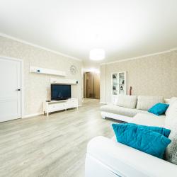 Фото Апартаменты на улице Алексеева 107