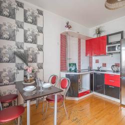 Фото Апартаменты на улице Серова 45