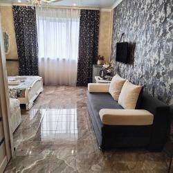 Комната улучшенная с 1 односпальной и 1 двуспальной кроватью