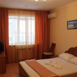 Ялта — ef0bf82ec75d1f631009c7873f5bcc20