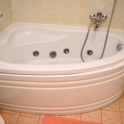 Номер люкс с 1 двуспальной кроватью (с завтраком)