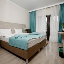 Фото Отель Времена года