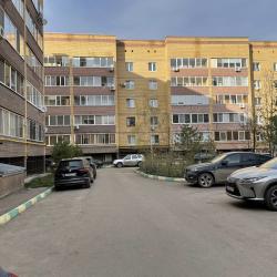 Фото Апартаменты Йорт на улице Односторонки Гривки 10
