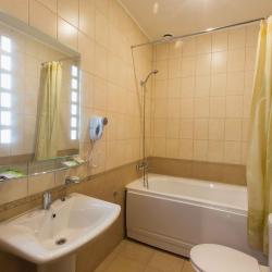 Номер полулюкс с 2 односпальными кроватями