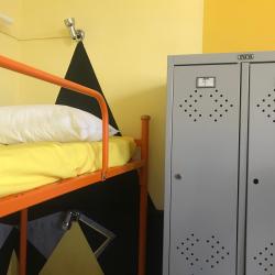 Orange hostel (Оранж) — ef69bc58ff9940c92707766a28283073