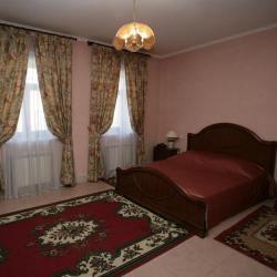 Номер стандарт с 1 двуспальной кроватью Амелия