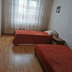 Фото Апартаменты на улице Молодогвардейцев 70 В
