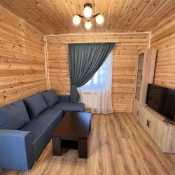 Фото Отель Коттедж Оранжерейка 166/1