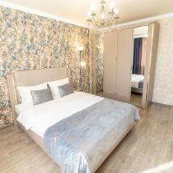 Фото Апартаменты на улице Андрея Губина 60