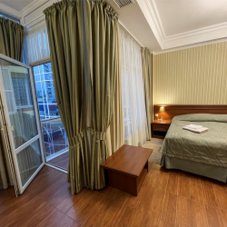 Номер комфорт с балконом