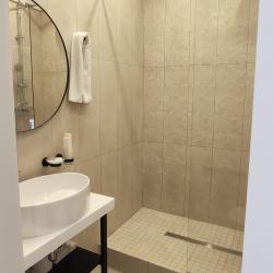 Номер люкс с 1 двуспальной кроватью