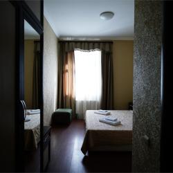 Фото Usengi Hotel and Hostel (Юсенги Отель и Хостел)
