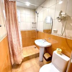 Комната стандарт с 1 двуспальной кроватью