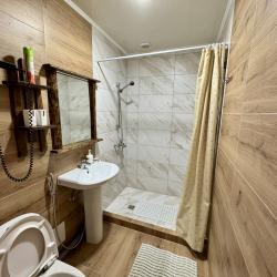 Комната стандарт с 2 односпальными кроватями с балконом (коттедж Времена года)