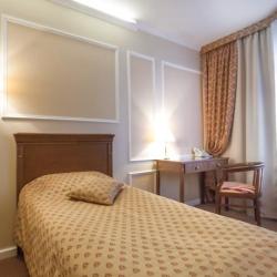 Фото Отель Октябрьская