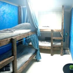 Кровать в 4-местном общем номере