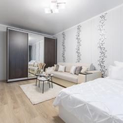 Фото Апартаменты Комфорт на улице Амирхана Еники 17