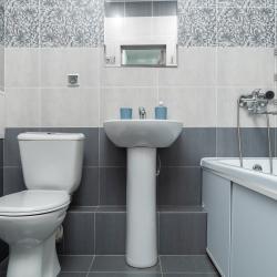 Фото Отель ТутЖивут на улице Героев Разведчиков 6 корпус 3