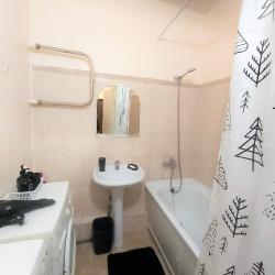 Фото Двухкомнатные апартаменты на Молодежном бульваре