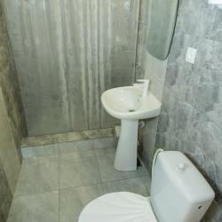 2-комнатная комната люкс с 1 двуспальной кроватью