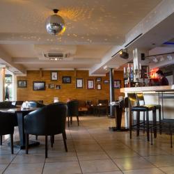 Фото Отель Дэм