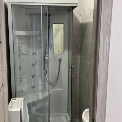 Номер стандарт с 1 двуспальной кроватью