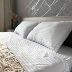 Фото День Ночь апартаменты - Новая квартира в центре города - все рядом.