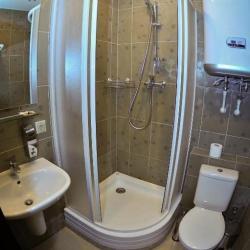 Номер стандарт с 1 двуспальной кроватью