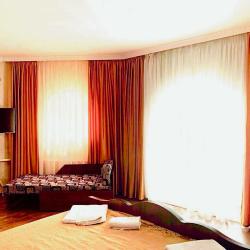 Номер люкс с 1 двуспальной кроватью