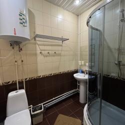 Номер полулюкс комфорт с 1 двуспальной кроватью