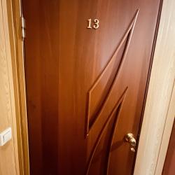 3-местный 1-комнатный номер комфорт улучшенный с 1 односпальной и 1 двуспальной кроватью
