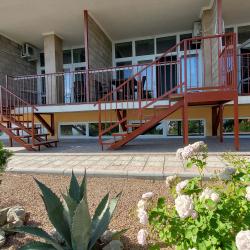 4-местные 2-комнатные апартаменты люкс с террасой